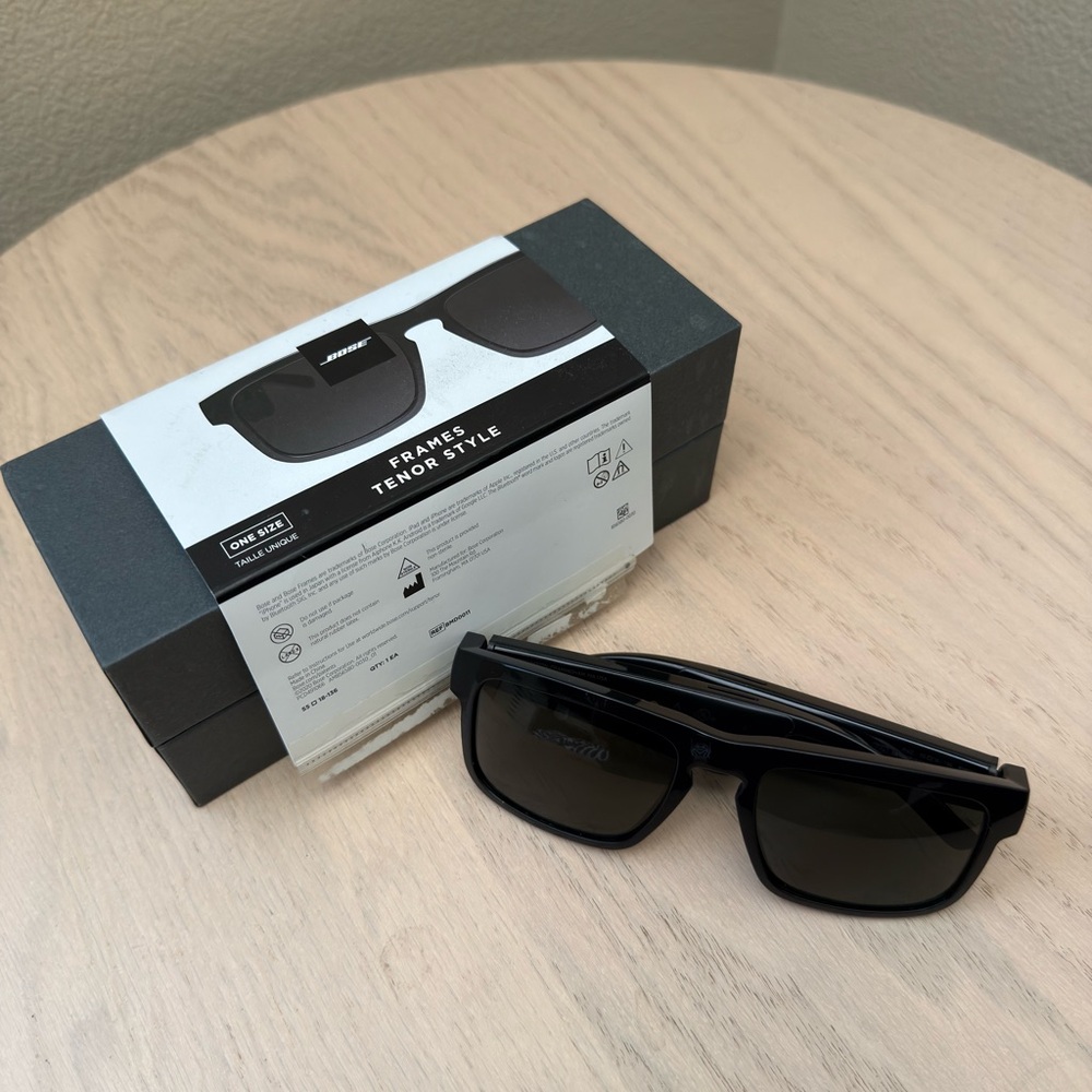📌SOLD ON OTHER WEBSITE. Bose - Frames Tenor Style Sunglasses